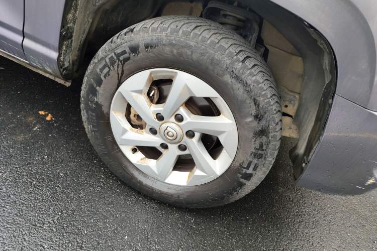 Used Great Wall King Kong Poer 2022 2.0T Manual Diesel Two-Wheel-Drive Entrepreneurial Long-Box Version GW4D20M Right Front Wheel Hub