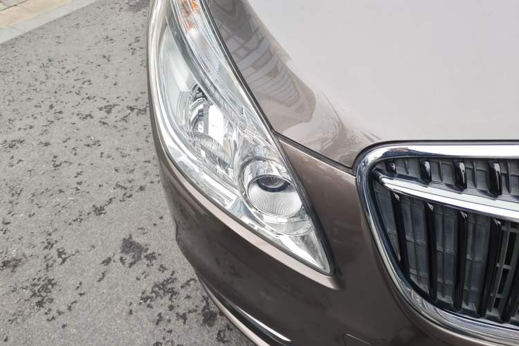 Used Buick GL8 2017 25S Prestige Version China V Standard Exterior 6