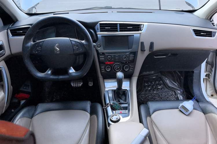 Used DS 6 2016 1.6T Prestige Edition THP160