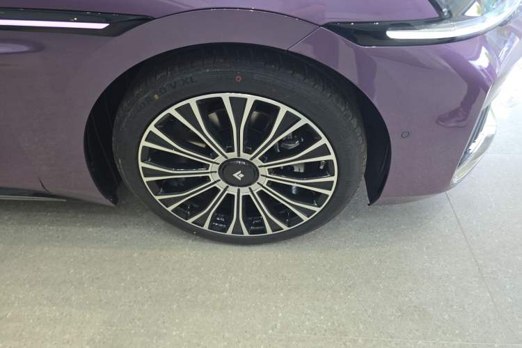 Used Hyptec Haval A800 2026 Model Smart Prestige Edition Right Front Wheel Hub