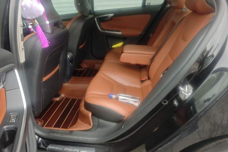 Used Volvo S60 2015 S60L T5 Intelligent Drive Edition Left Rear Seat