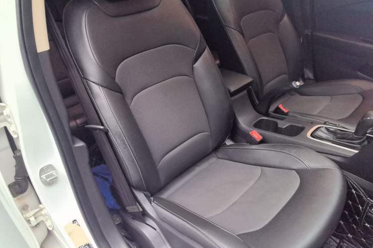 Used Chevrolet Cavalier 2019 320 Automatic Xinyue Edition Right Front Seat