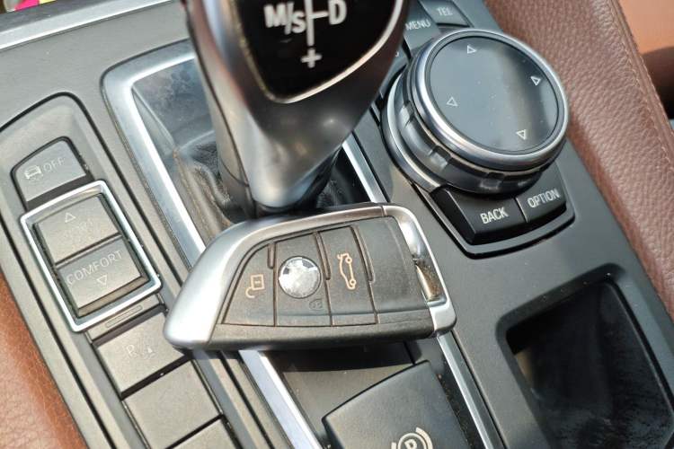 Used BMW X6 2015 xDrive35i Luxury Edition Vehicle Key