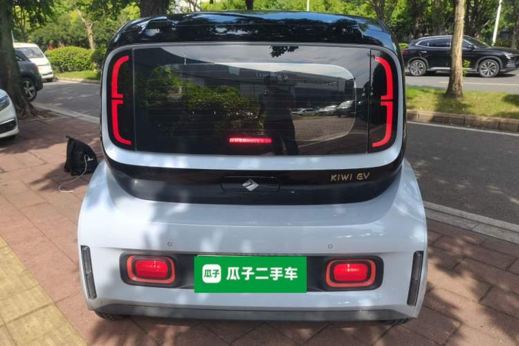 Used Baojun KiWi EV 2022 Artist Lite Edition Ternary Lithium