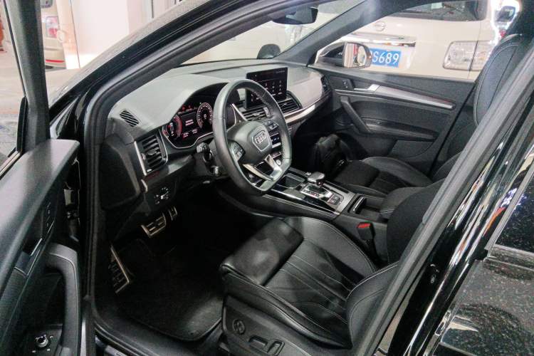 Used Audi Q5L 2023 40T Luxury Dynamic Model