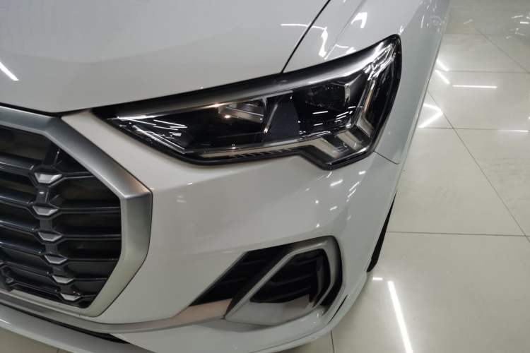 Used Audi Q3 2020 35 TFSI Fashion Dynamic Model