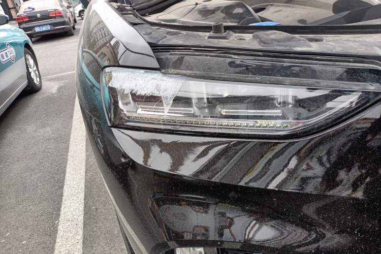 Used Wey VV7 2017 2.0T Flagship Model Right Front Headlight