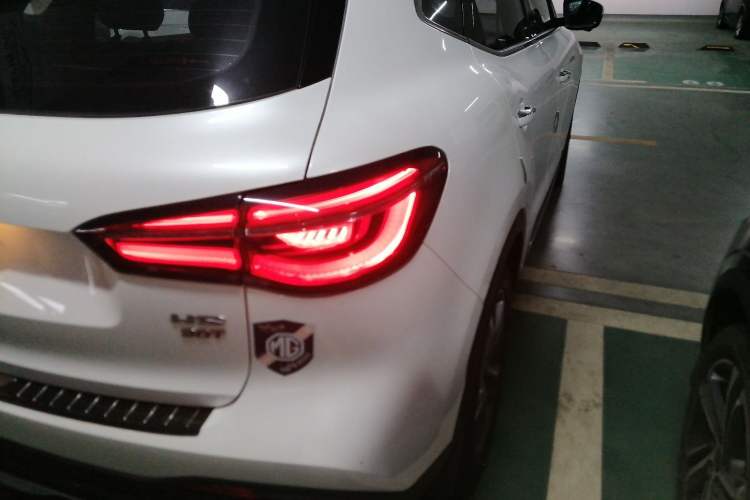 Used MG HS 2019 30T Automatic 2WD Trophy Supreme Edition China VI Standard
