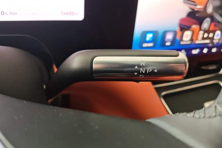 Used Hima AITO M8 2025 Extended-Range Ultra Version 53.4 kWh 6-Seater Edition