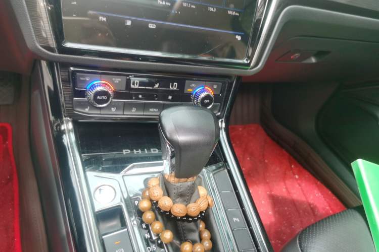 Used Volkswagen Phideon 2018 Revised Version 380TSI Two-Wheel Drive Business Edition
