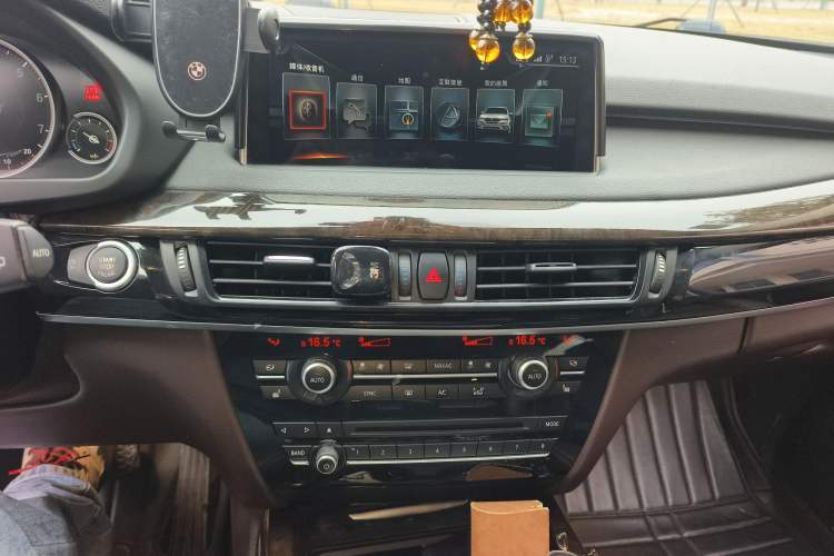 Used BMW X5 2017 xDrive28i
