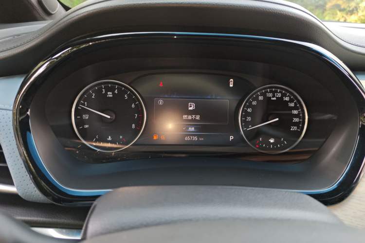 Used Buick GL8 2022 Land Cruiser Executive Class 652T Comfort Model