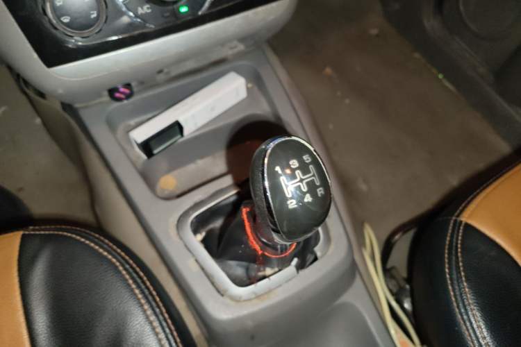 Used BAIC Changhe M50S 2015 1.5L S 1.5L Business Class DAM15DL Gear Lever