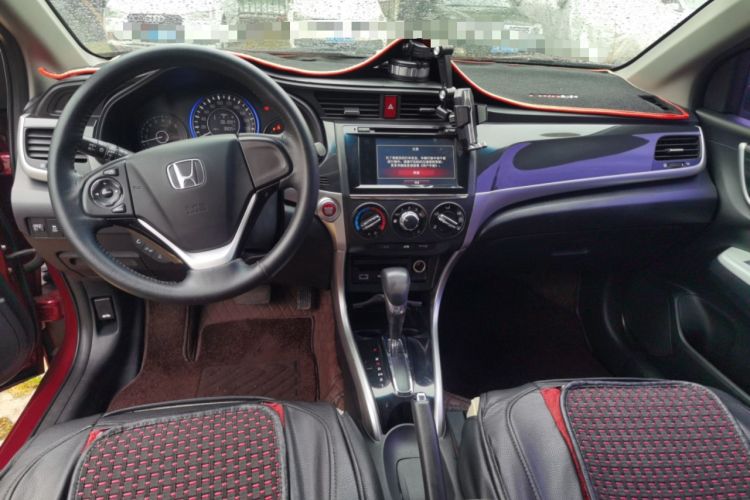 Used Honda Crider 2013 1.8L automatic luxury edition
