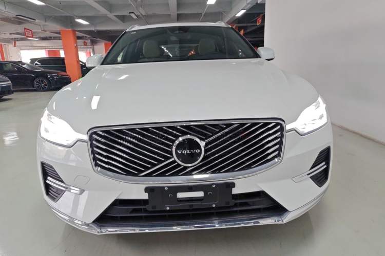 Used Volvo XC60 2026 B5 4x4 Smart Luxury Edition
