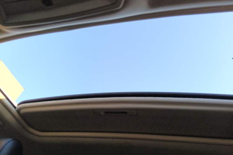 Used Ford Focus 2018 Hatchback Classic 1.6L Automatic Trendy SmartDrive Edition Headliner