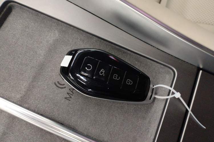 Used Denza N9 2025 Flagship Model Vehicle Key