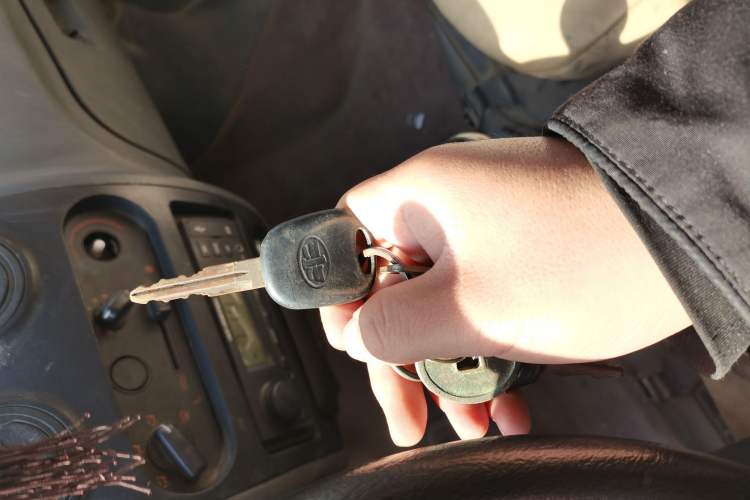 Used FAW Jiabao V52 2011 1.0L Practical Version LJ465QE1