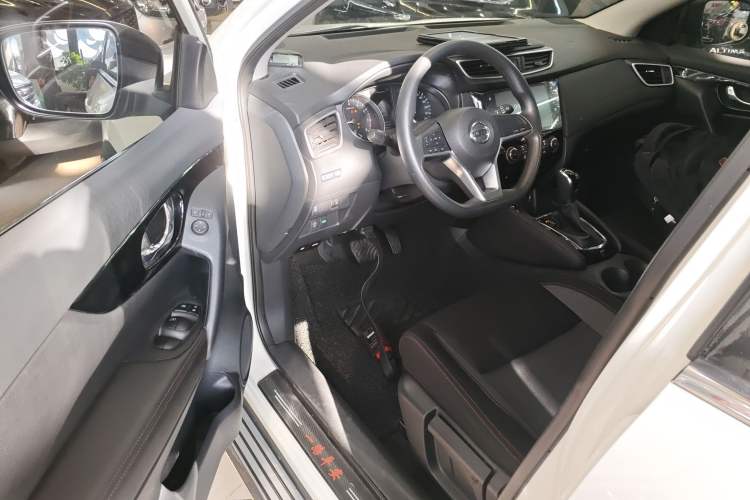 Used Nissan Qashqai 2019 2.0L CVT Smart Enjoyment Version Driver Seat