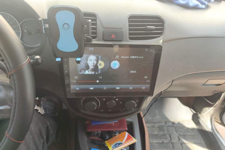 Used Wuling Hongguang 2015 1.5L S Basic Version China V Standard Audio And AC Panel