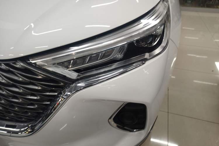 Used Haval M6 2023 PLUS 1.5T DCT Elite Smart Connectivity Model
