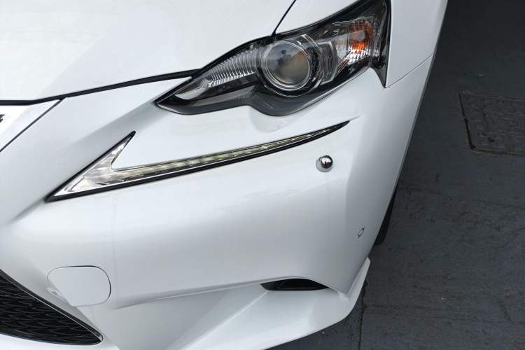 Used Lexus IS 2015 200t F SPORT