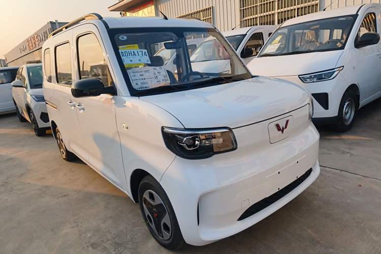 Used Wuling Zhiguang New Energy 2025 Model 305km Ambitious Edition
