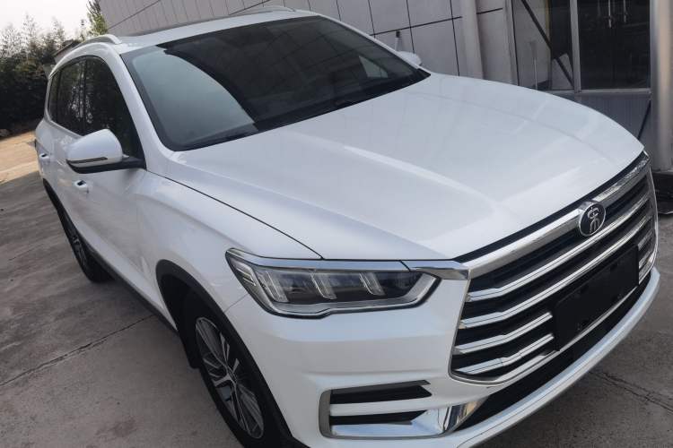 Used BYD Song Pro 2019 1.5T Automatic Elite Edition Front Right 45 Deg