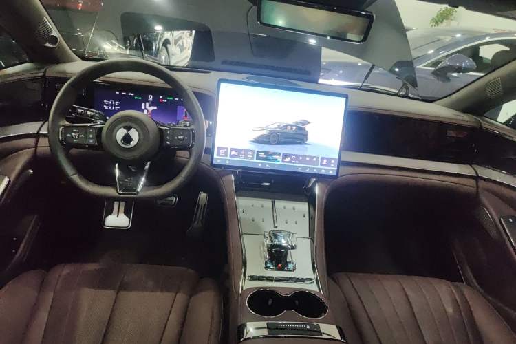 Used Denza Z9GT 2024 630 All-Wheel Drive Max Edition
