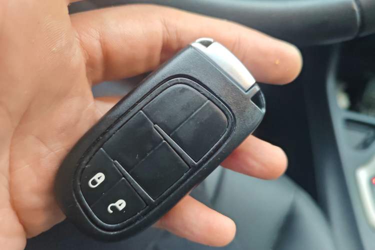 Used Jeep Cherokee 2017 2.4L Leading Smart Edition
