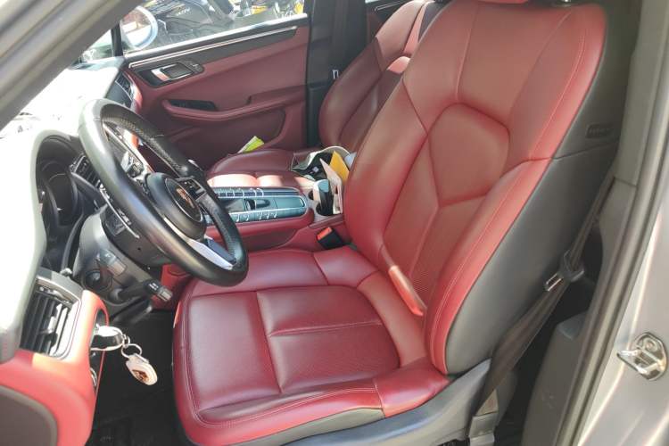 Used Porsche Macan 2014 Macan 2.0T Left Front Seat