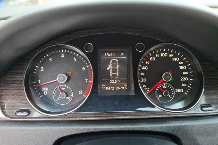 Used Volkswagen Magotan 2013 1.8TSI Prestige Model
