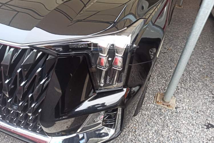 Used GAC Trumpchi GS8 2022 Double-Energy Series 2.0TM Two-Wheel Drive Prestige Edition (6 Seats) Left Front Headlight