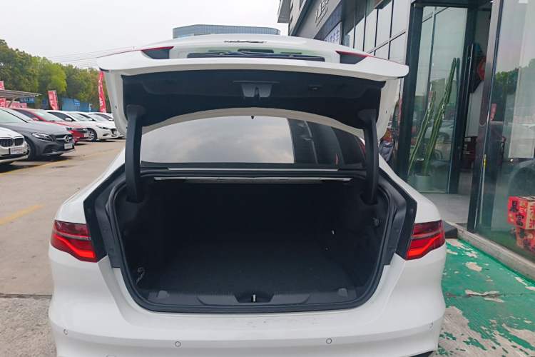 Used Jaguar XEL 2024 2.0T 250 PS R-DYNAMIC S Advanced Sport Edition