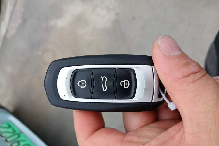 Used Geely Galaxy Panda 2023 Panda Mini 200km Endurance Bear
