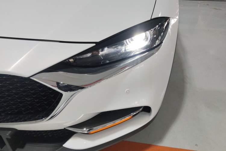 Used Mazda CX-4 2021 2.0L Automatic Two-Wheel Drive Blue Sky Luxury Edition
