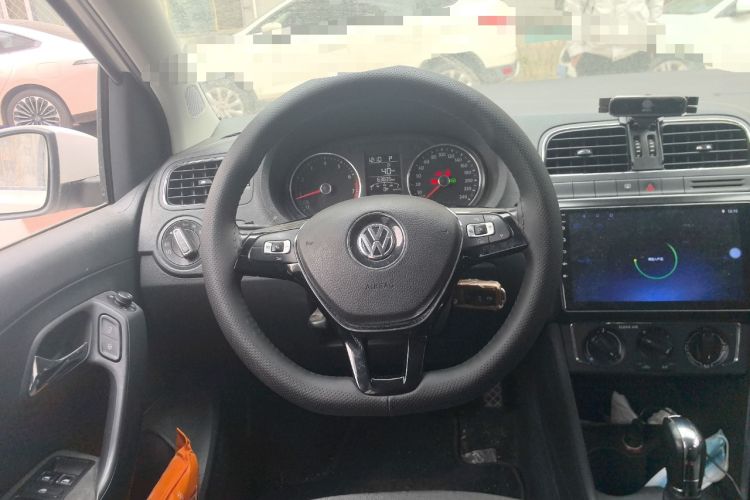 Used Volkswagen Polo 2016 1.6L Automatic Comfort Model
