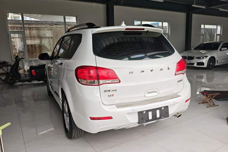 Used Haval H6 2016 Upgraded Model 1.5T Automatic Two-Wheel Drive Elite Version Rear Left 45 Deg
