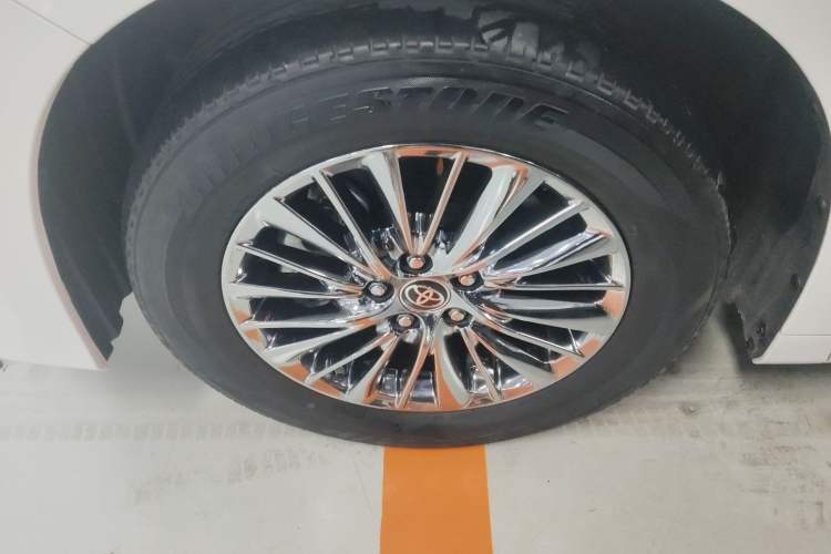 Used Toyota Alphard 2021 Dual-Engine 2.5L Prestige Edition
