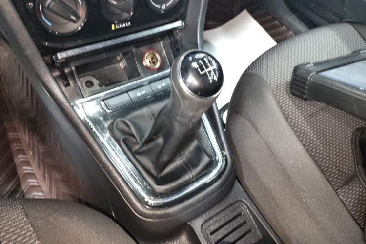 Used Volkswagen Bora 2019 Facelift Bora·Legend 1.5L Manual Fashion Edition China VI Standard Gear Lever