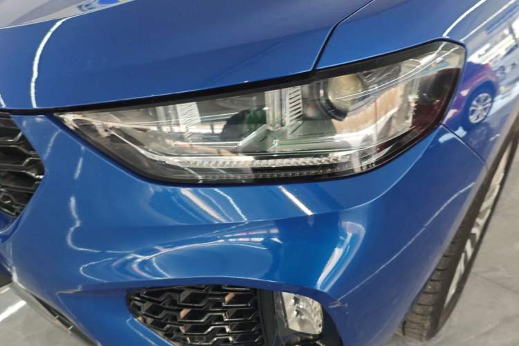 Used Wey VV5 2017 2.0T Ultra-Luxury Version
