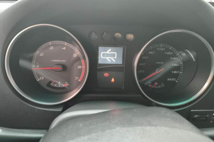 Used BAIC Off-Road BJ40 2016 40L 2.3T Automatic All-Wheel Drive Premium Edition Instrument Cluster