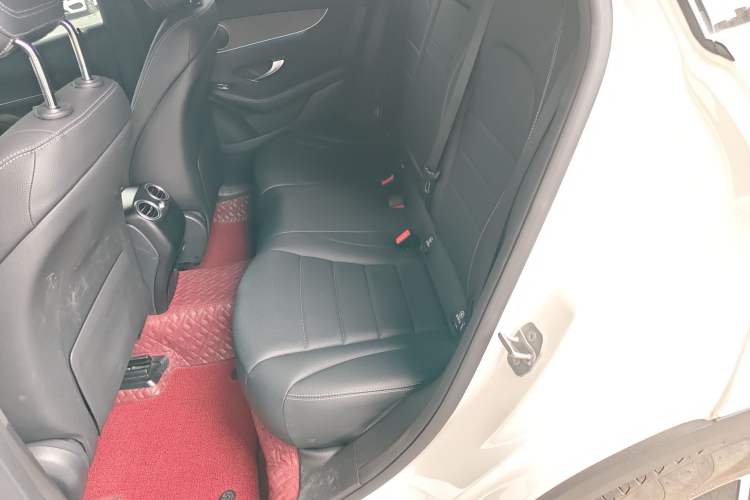 Used Mercedes-Benz GLC Coupe 2020 GLC 300 4MATIC Coupe SUV Left Rear Seat