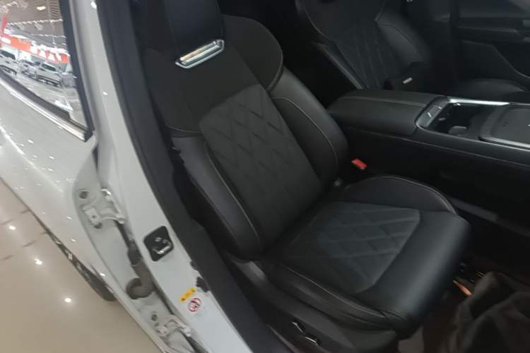 Used CHANGAN NEVO Q05 2025 Truly Delicious Version 125 Deluxe Edition