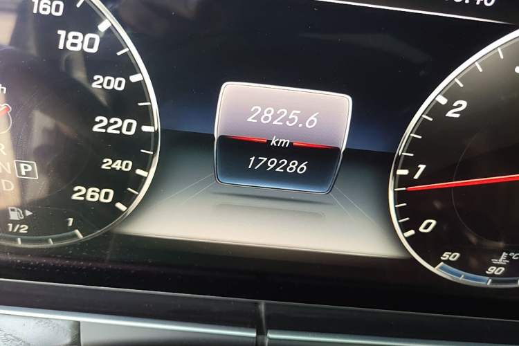 Used Mercedes-Benz E-Class 2017 E 300 L Sport Luxury Edition
