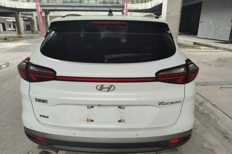 Used Hyundai Tucson 2019 280TGDi Dual-Clutch Two-Wheel Drive Fashion Edition China VI Standard