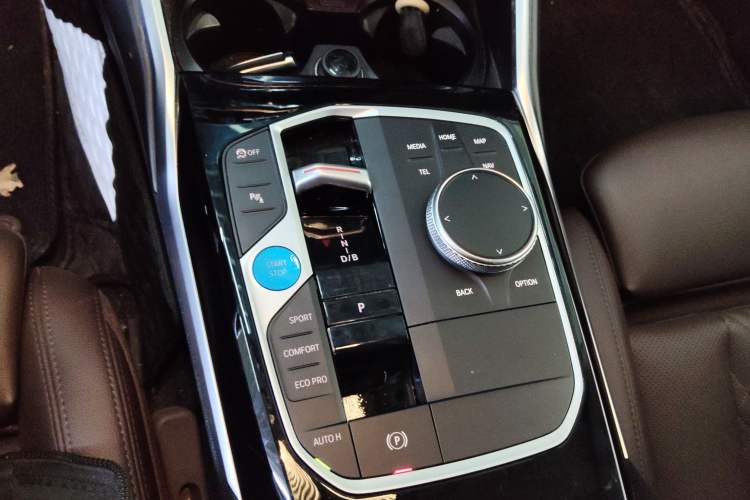 Used BMW i3 2022 eDrive 35 L
