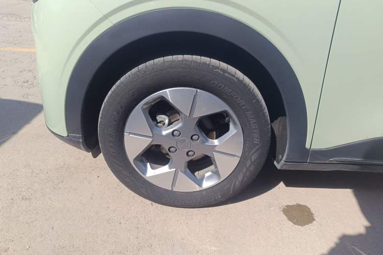 Used Geely Galaxy Geome 2025 UP 410km Exploration+ Edition
