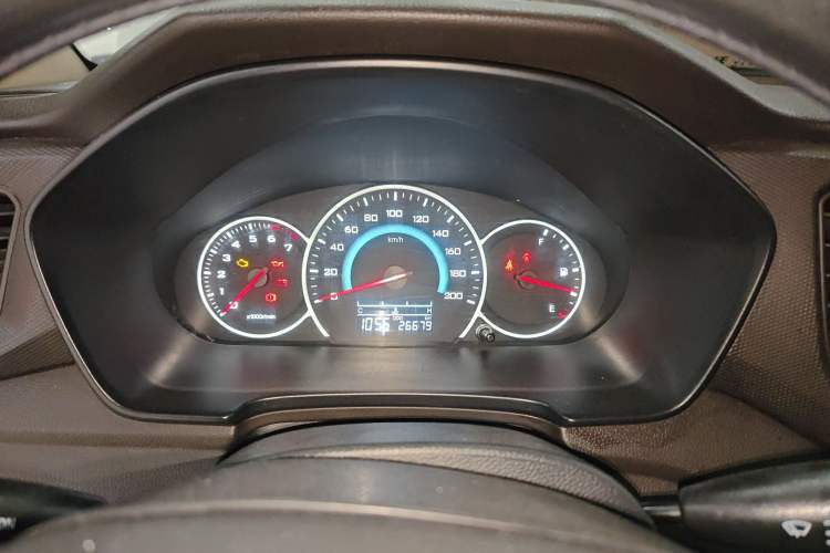 Used Wuling Hongguang V 2022 1.5L Enjoy Edition Electric-Powered LAR Instrument Cluster