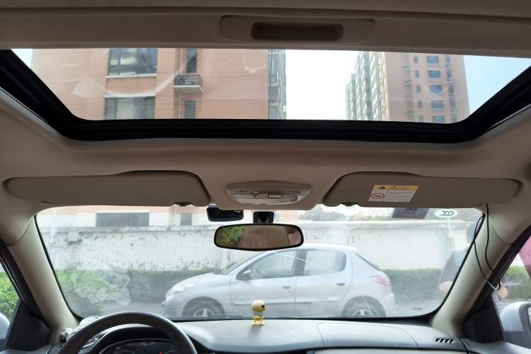 Used Chevrolet Sail 2015 Sail 3 1.3L Manual with Ideal Sunroof Edition
